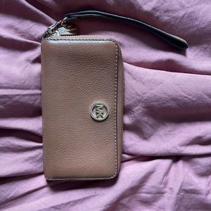 MK wristlet